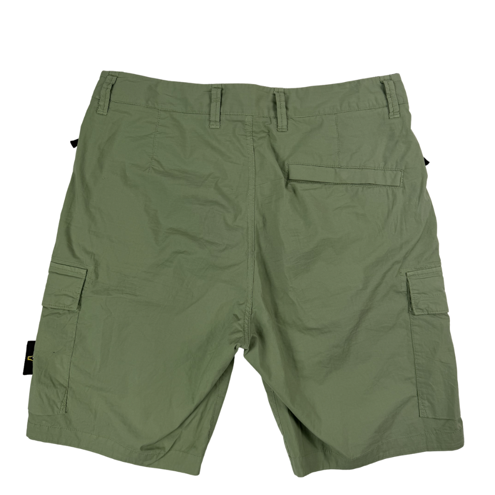 PANTALÓN CARGO CORTO STONE ISLAND- talla W/30