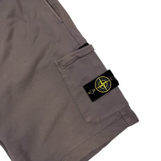 PANTALÓN CORTO JOGGER STONE ISLAND - talla 3XL