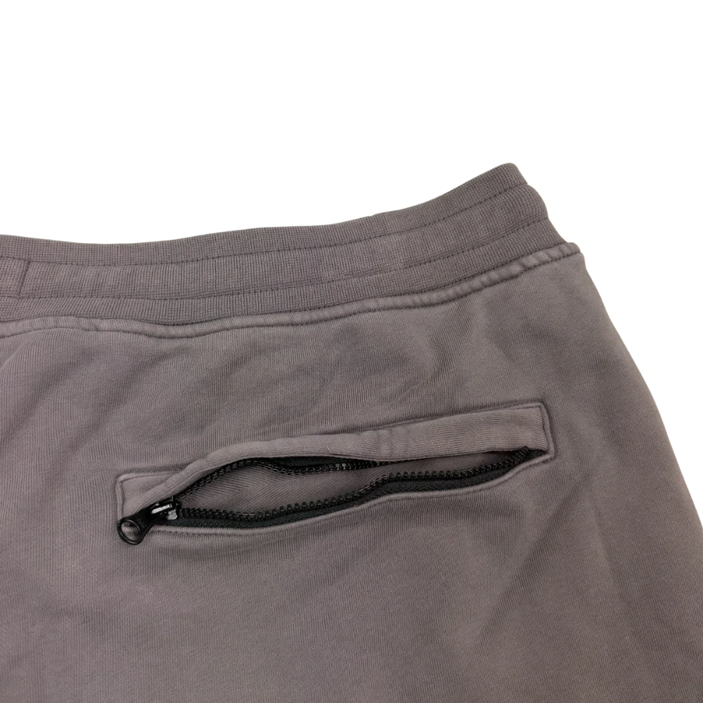 PANTALÓN CORTO JOGGER STONE ISLAND - talla 3XL