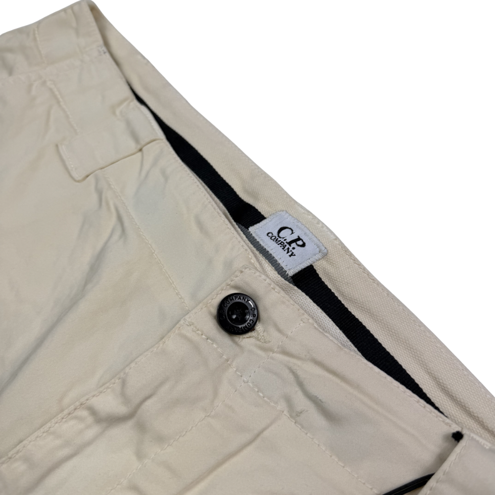 PANTALÓN CORTO CARGO SATIN STRETCH - talla 56