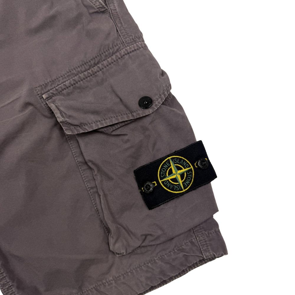 PANTALÓN CARGO CORTO STONE ISLAND - talla W/30