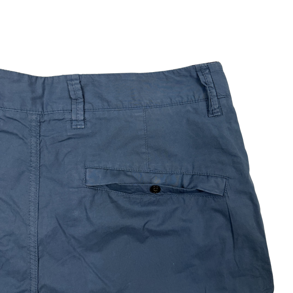PANTALÓN CARGO CORTO STONE ISLAND- talla W/30