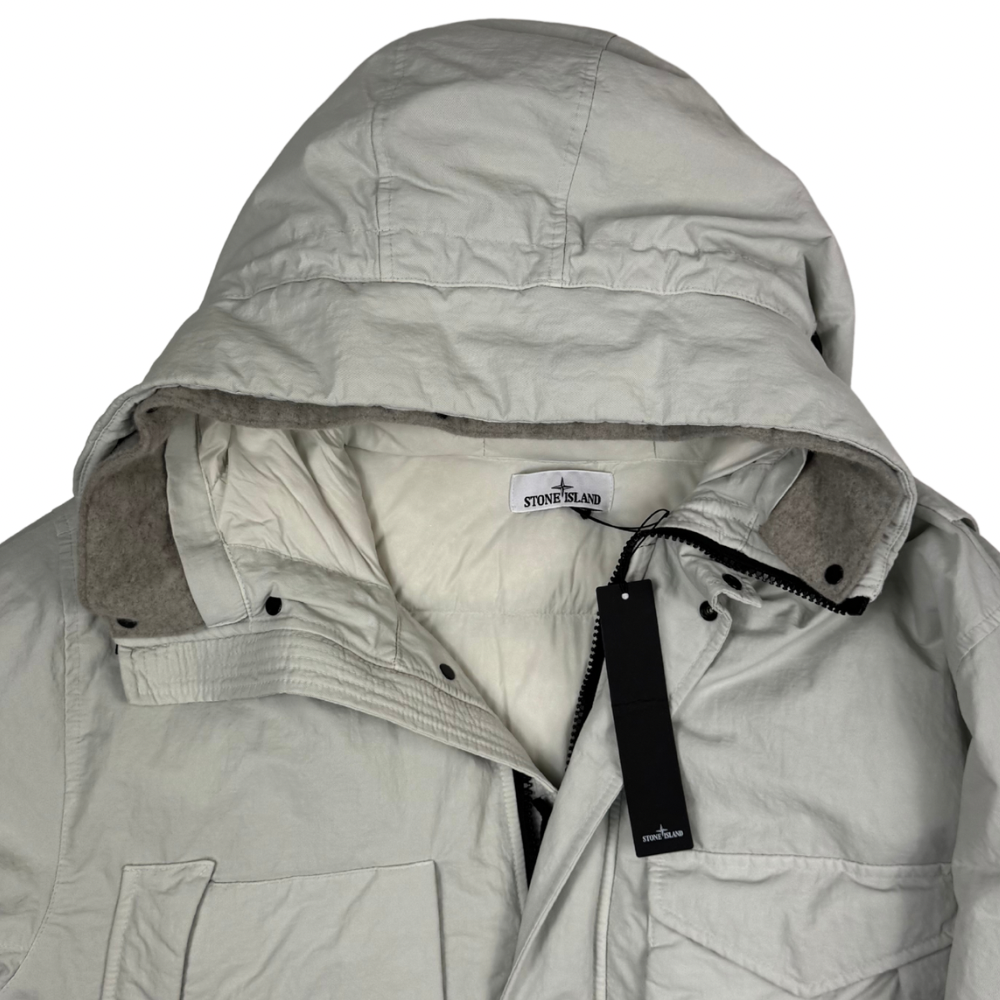 Abrigo Stone Island Opaque Nylon Twill Down-TC Blanco roto - talla 3XL