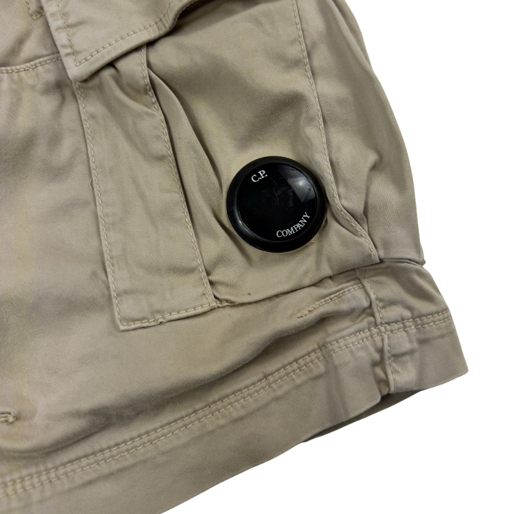 PANTALÓN CARGO CORTO C.P. COMPANY - talla 46