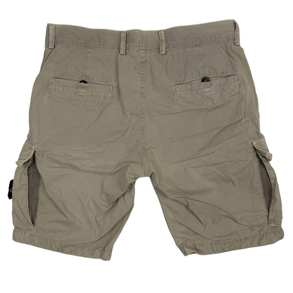 PANTALÓN CARGO CORTO STONE ISLAND - talla W/32