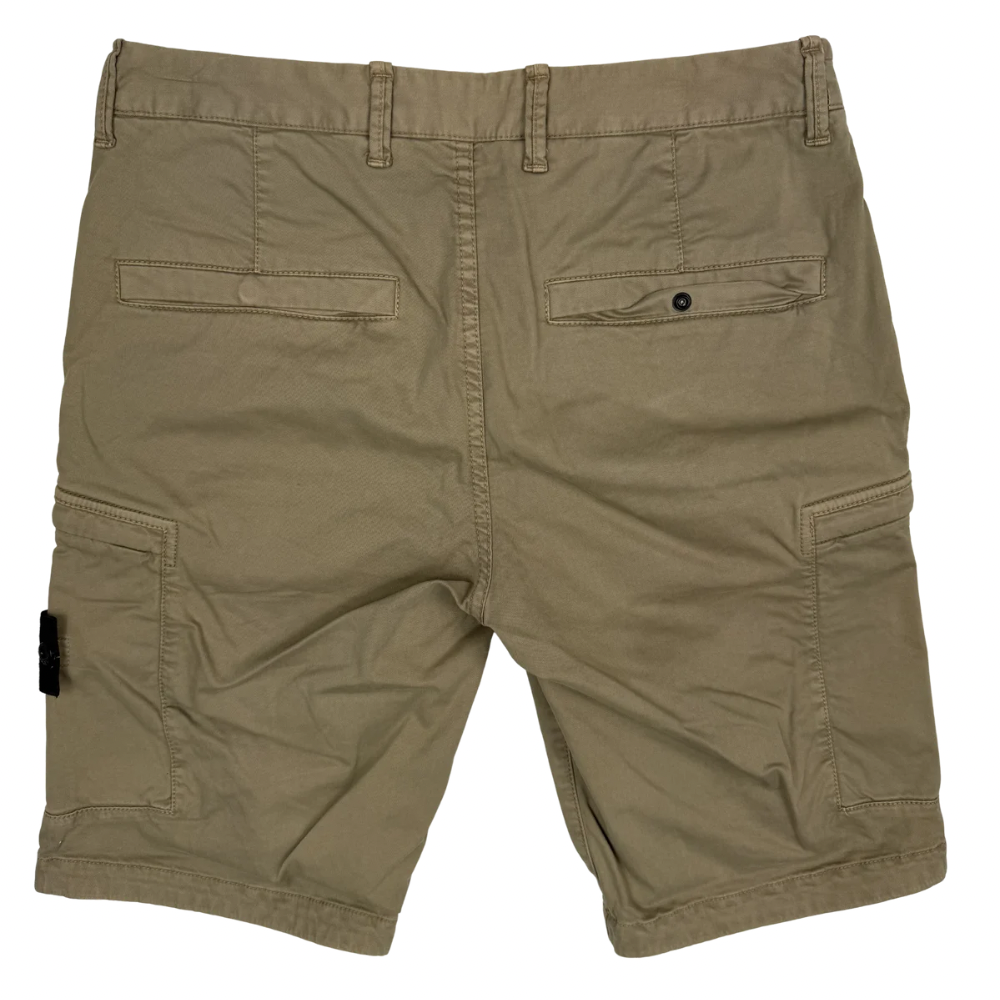 PANTALÓN CARGO CORTO STONE ISLAND - talla W/30