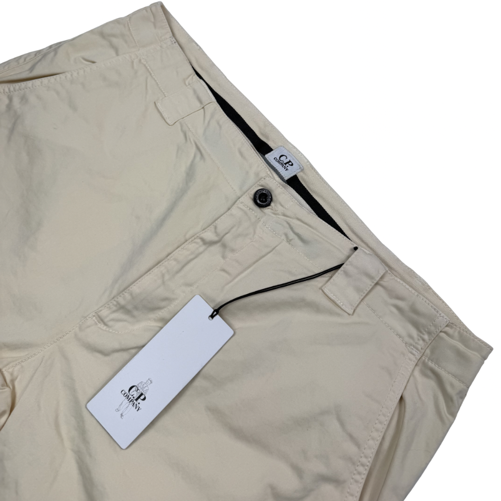 PANTALÓN CORTO CARGO SATIN STRETCH - talla 56