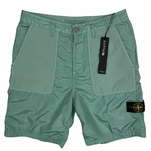 Pantalón Cargo Corto Stone Island Verde - talla W/32