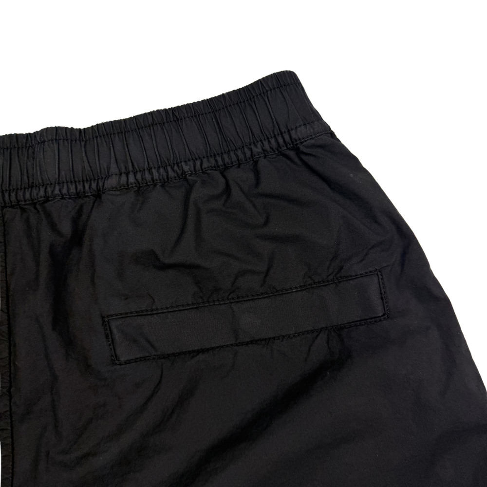 Pantalón Cargo Corto Stone Island Negro - talla W/28 / W/29