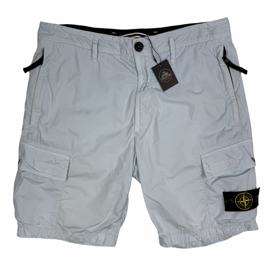 Pantalón Cargo Corto Stone Island Type Re Celeste - talla W/31