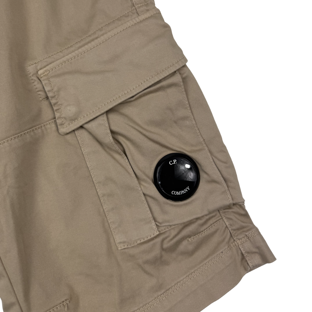 PANTALÓN CORTO C.P. COMPANY - talla 46