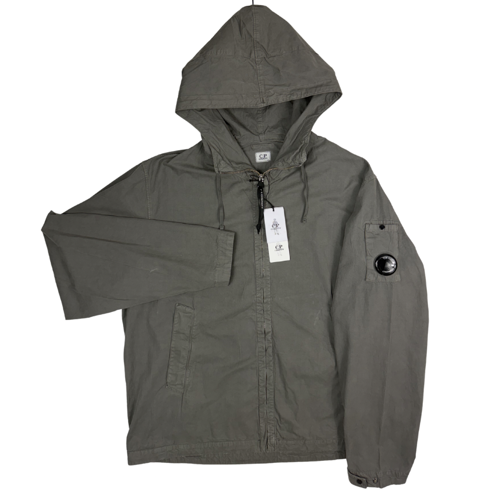 CHAQUETA GARMENT DYED CON CAPUCHA C.P COMPANY - talla XL