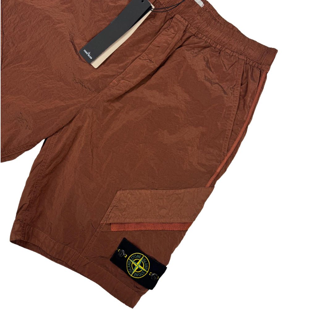 Pantalón Cargo Corto Stone Island Nylon Metal cobre - talla W/30 / W/31